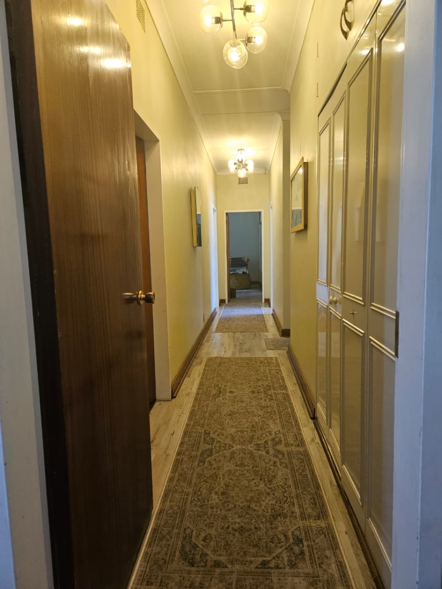 8 Bedroom Property for Sale in Irene Park North West